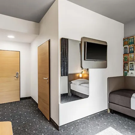 B&B Hotel Lübeck-Hbf-2